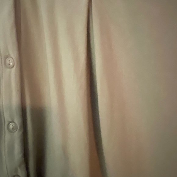 Collared v neck - no belt - Picture 4 of 5